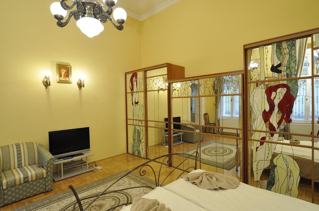Appartamento Charming Art Deco Flat Budapest Esterno foto